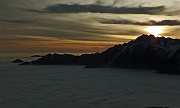 Ritorno invernale in CIMA GREM (2049 m.) e al BIVACCO TELLINI (1641 m.) il 9 gennaio 2013 - FOTOGALLERY